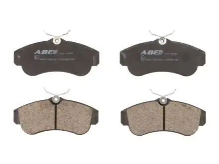 Комплект гальмівних колодок передн, NISSAN ALMERA I, ALMERA II, PRIMERA, PULSAR, SUNNY III, TEANA III 1.5-3.5 06.90 ABE C11051ABE Купити в Україні