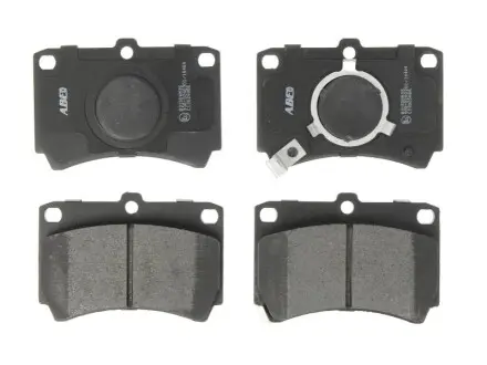 Комплект гальмівних колодок передн, KIA RIO I MAZDA 323 II, 323 III 1.1-1.7D 11.80-02.05 ABE C13026ABE Купити в Україні