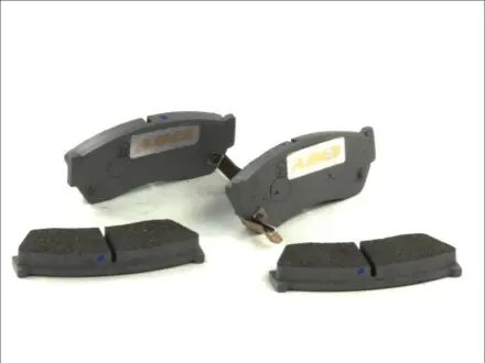 Комплект гальмівних колодок передн, GEO METRO SUBARU JUSTY II SUZUKI ALTO IV, ALTO V, ALTO VI, CAPPUCCINO, SWIFT, SWIFT I, SWIFT II, SWIFT IV TATA INDICA, INDIGO, INDIGO MARINA 0.7-1.6 08.85 ABE C18005ABE Купити в Україні