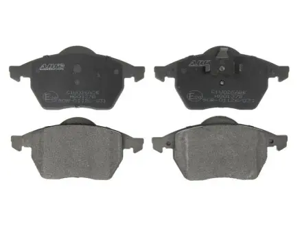 Комплект гальмівних колодок передн, AUDI A1, A3, A4 B5, A6 C4, TT SEAT ALHAMBRA, IBIZA III, IBIZA IV, IBIZA IV SC, LEON, TOLEDO II, TOLEDO IV SKODA FABIA I PRAKTIK 1.0-Electric 06.91 ABE C1W026ABE Купити в Україні
