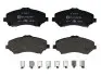 Комплект гальмівних колодок передн (з комплектуючими), CHRYSLER GRAND VOYAGER V, TOWN & COUNTRY, VOYAGER V DODGE GRAND FIAT FREEMONT JEEP CHEROKEE, WRANGLER III 2.0D-4.0 01.06 ATE (13046027662) зображення 1