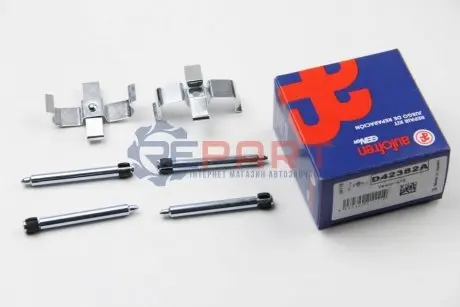 Планка супорта (заднього) прижимна (к-кт) MB E-class (W124/W210) 93-03 AUTOFREN D42382A Купити в Україні