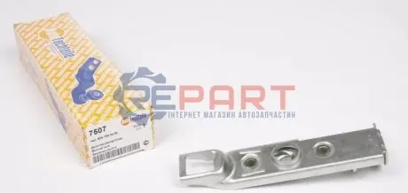 Замок капота (нижний) MB Sprinter (906)/VW Crafter 06- AUTOTECHTEILE 1007507 Купити в Україні