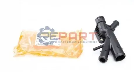 Фланець системи охолодження VW Caddy/Golf/Passat 05- AUTOTECHTEILE 3121034 Купити в Україні