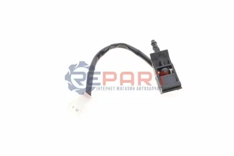 Форсунка омивача скла VW Passat/Golf 98-05 (переднього) AUTOTECHTEILE 395 5058 Купити в Україні