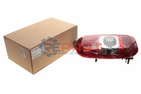 Ліхтар задній Renault Duster 15-17 (L) AUTOTECHTEILE 503 0325 Купити в Україні
