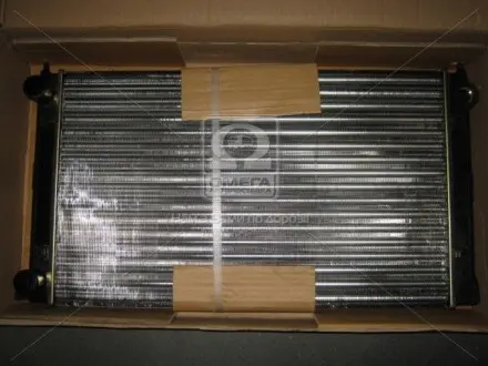Фото 1 — Радіатор, система охолодження двигуна AVA COOLING (VNA2045) Фото Радіатор, система охолодження двигуна AVA COOLING (VNA2045) зображення 1