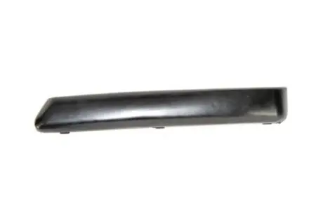 Накладка/молдинг бампера передн Прав (під фарбування) FORD FOCUS II 07.04-02.08 BLIC 6502072533922P