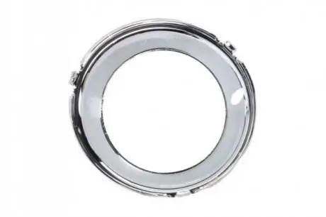 Рамка галогена Прав (хром, AMG) MERCEDES C-KLASA W204 01.07-03.11 BLIC 6502073518996P