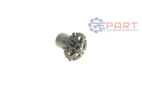 Втулка крепления радиатора 5 (F07/F11/F18)/X3 (F25)/X4 (F26) 08-18 N47/N57 BMW 17117575392