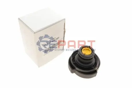 Кришка бачка розширювального 3 (E30/E36/E46)/5 (E34/E39/E60)/7 (E38/E65/)/X3 (E83)/X5 (E53) -10 BMW 17137639023 Купити в Україні