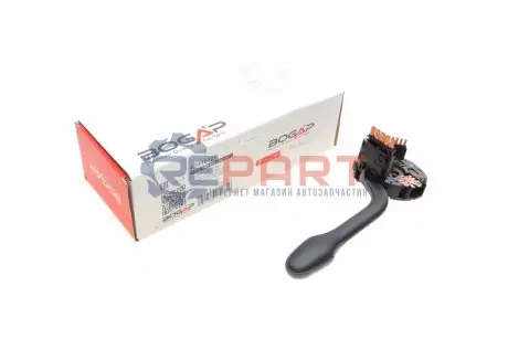 Перемикач підрульовий VW Caddy 95-04 (OE VAG) BOGAP A7318127 Купити в Україні