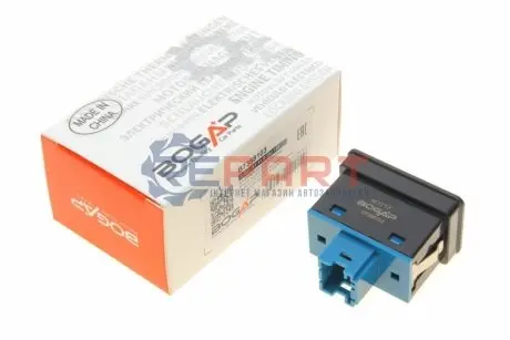 Кнопка склопідіймача (R) BMW 5 (E39)/7 (E38) 94-03 BOGAP B7358103 Купити в Україні