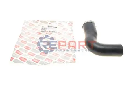 Патрубок інтеркулера (R) MB Sprinter 2.2CDI 06- OM646 BOGAP C1711153 Купити в Україні