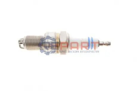 Свічка запалювання (ціна за 1шт) Bosch 0241235756 Купити в Україні