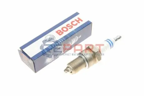 (к-кт 4 шт) Свічка запалювання Ford Focus/VolvoV50/S40 2.0i 04-12 BOSCH 0 242 235 707 Купити в Україні