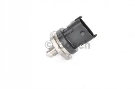 Датчик тиску палива GMC ACADIA OPEL ASTRA J GTC, INSIGNIA A SAAB 9-5 2.0/2.0ALK/3.6 07.08-04.18 Bosch 0261545055 Купити в Україні