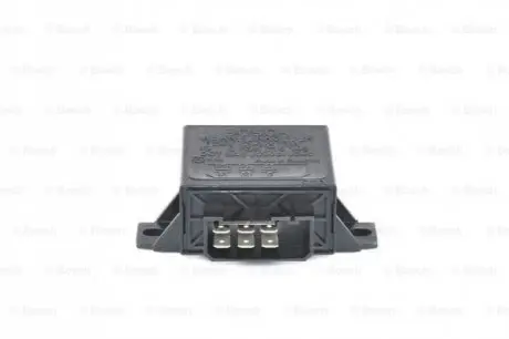 Переривач вказівників повороту Bosch 0335215143