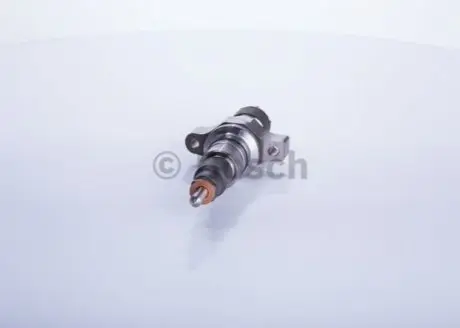 Форсунка топливная Bosch 0445120054