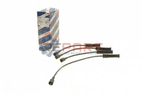 Комплект проводів запалювання RENAULT CLIO II, KANGOO, KANGOO EXPRESS, MEGANE I, MEGANE I CLASSIC, MEGANE I COACH, MEGANE SCÉNIC 1.4/1.6 01.96 Bosch 0986357184 Купити в Україні