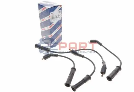 Комплект проводів запалювання RENAULT CLIO II, KANGOO, KANGOO EXPRESS, MEGANE I, MEGANE I CLASSIC, MEGANE I COACH, MEGANE SCÉNIC 1.4/1.6 01.96 Bosch 0986357255 Купити в Україні