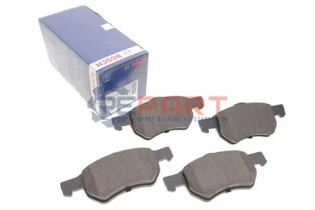 Комплект гальмівних колодок передн, CHRYSLER CARAVAN, GRAND VOYAGER III, RAM VAN, VOYAGER III, VOYAGER IV DODGE CARAVAN, RAM 2.0-3.8 01.95-07.09 Bosch 0986424668 Купити в Україні