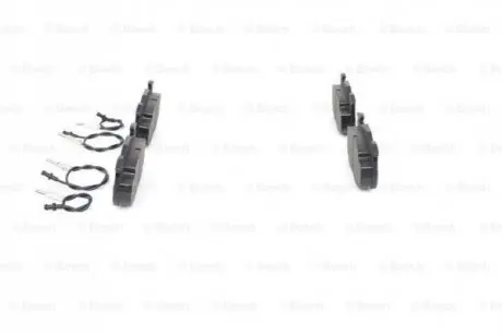 Комплект гальмівних колодок передн, CITROEN SAXO PEUGEOT 106 I, 106 II, 205, 405 I, 405 II RENAULT 18, 18 VARIABLE, RAPID 1.0-Electric 04.78-07.04 Bosch 0986461763 Купити в Україні