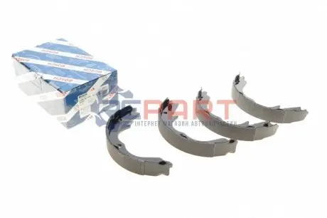 Фото 1 — Комплект гальмівних колодок Mitsubishi Grandis 04-/Outlander II/Subaru Forester 08- (190x31.6) BOSCH (0986487739) Фото Комплект гальмівних колодок Mitsubishi Grandis 04-/Outlander II/Subaru Forester 08- (190x31.6) BOSCH (0986487739) зображення 1