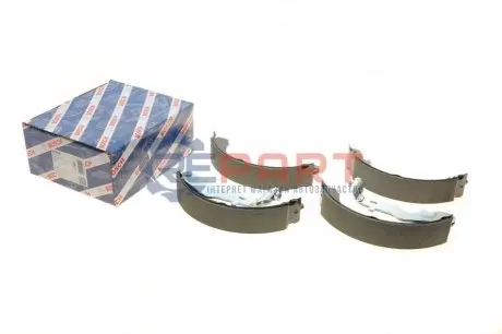 Фото Колодки тормозные барабанные BOSCH (0986487774) изображение 1