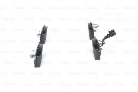 Комплект гальмівних колодок передн, AUDI A3 SEAT LEON SKODA SUPERB II VW EOS, GOLF V, PASSAT B6 1.2-3.6 05.03-08.15 Bosch 0986494103 Купити в Україні