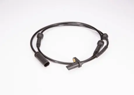 Датчик ABS передн Лів/Прав BMW X3 (F25), X4 (F26) 1.6-3.0D 09.10-03.18 Bosch 0986594630 Купити в Україні