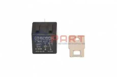 Реле (6V, 30A) MERCEDES G (W460), G (W461), SPRINTER 2-T (B901, B902), SPRINTER 3-T (B903), SPRINTER 4-T (B904), T1 (601), T1 (601, 611), T1 (B601), T1 (B602), V (638/2), VITO (W638) ALFA ROMEO 145 Bosch 0986AH0611