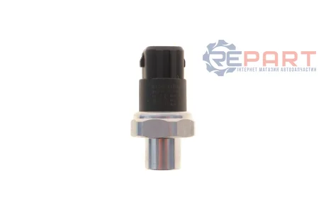 Датчик давления кондиционера Audi A4/A6/ VW Passat 96-05 Bosch 1 986 AD6 052