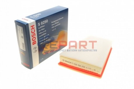 Повітряний фільтр вставка - F 026 400 250 (8200788196, 4150940304, 8200788425) BOSCH F026400250 (фото 1)