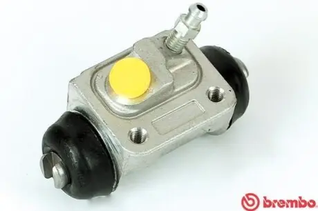 Гальмівний циліндр BREMBO A12467