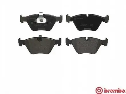 Комплект гальмівних колодок передн, BMW 5 (E34), 5 (E39) 2.0-3.5 03.90-05.04 BREMBO P06 022