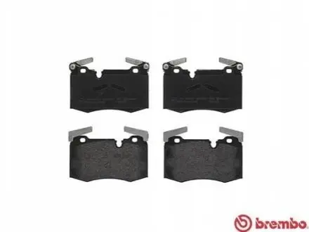Комплект гальмівних колодок передн, MINI (R56), (R57), (R58), (R59), CLUBMAN (R55), CLUBVAN (R55) 1.6/1.6D/2.0D 10.06-06.15 BREMBO P06068