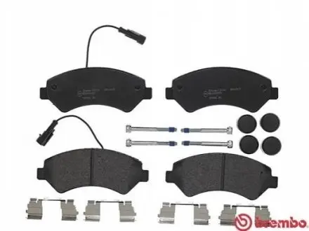 Тормозные колодки дисковые BREMBO P23136