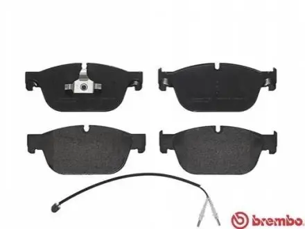 Комплект гальмівних колодок передн, CITROEN C5 III, C6, DS4, DS5 PEUGEOT 308, 308 I, 407, 508, 508 I, RCZ 1.6-3.0D 03.04 BREMBO P61107