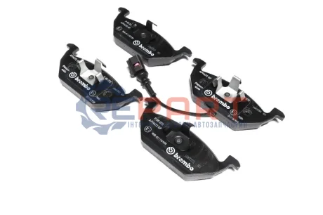 Колодки гальмівні (передні) Audi A3/Skoda Fabia/Octavia 96-13/VW Caddy 04-15/Golf 97- (+датчик) BREMBO P85072 Купити в Україні