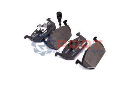 Колодки гальмівні (передні) Audi A3/Seat Leon/Skoda Octavia IV/V/VW Golf VII 12- (+датчик) BREMBO P85137 Купити в Україні
