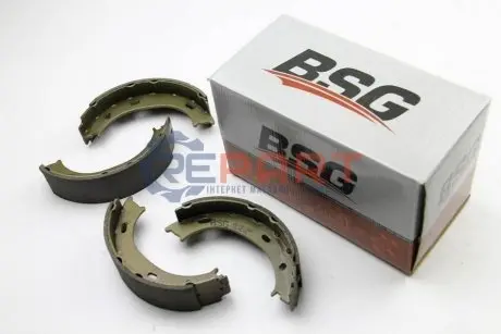 Колодки ручного гальма MB Sprinter 208-316 96- (з пружинками) (160x40) BSG BSG 60-205-002 Купити в Україні