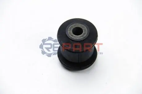 Сайлентблок переднього важеля (спереду) Caddy/Golf 03-/Jetta/Passat 05- BSG BSG 90-700-032 Купити в Україні