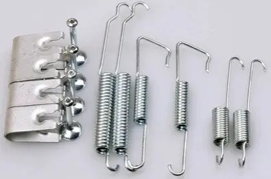 Фото Монтажний к-кт барабанних гальмівних колодок Mercedes A-Class 97- Denckermann (B160174) зображення 1