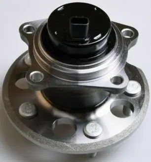 Фото Маточина колеса зад. TOYOTA AVENSIS VERSO, NOAH/VOXY, RAV 4 II 1.8-2.4 08.00-12.10 Denckermann (W413586) зображення 1