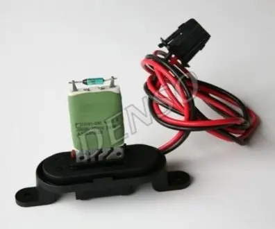 Резистор вентилятора печки Denso DRS23012