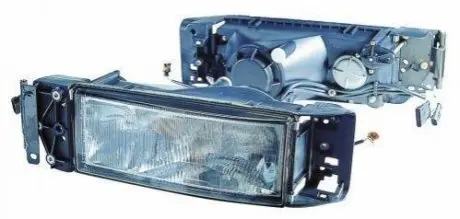 Фара головна, правая DEPO 6631103RLDEM