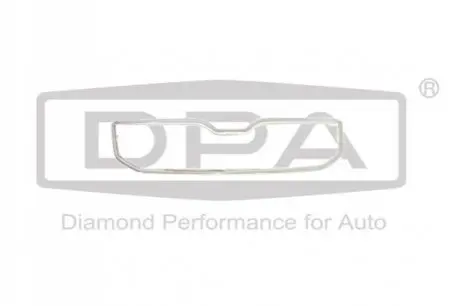 Рамка решітки радіатора Skoda Octavia 12 DPA 88531507302