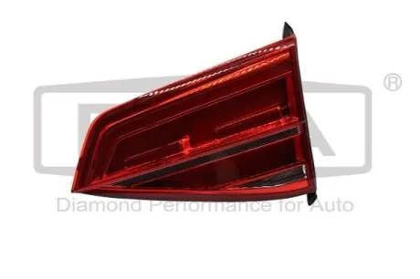 Ліхтар задній VW Jetta 15-18 (R) (внутрішній) DPA 99451794602 Купити в Україні