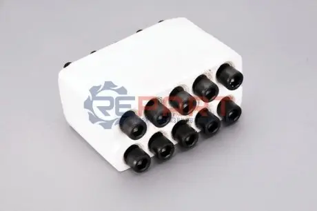 Комплект болтів ГБЦ AUDI 80 B2 VW GOLF I, JETTA I, PASSAT B1, PASSAT B2, SANTANA, TRANSPORTER T3 1.5D/1.6D 08.76-03.88 Elring 819.832 Купити в Україні